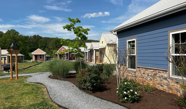 Valor-Farm-National-Center-for-Healthy-Veterans-tiny-homes